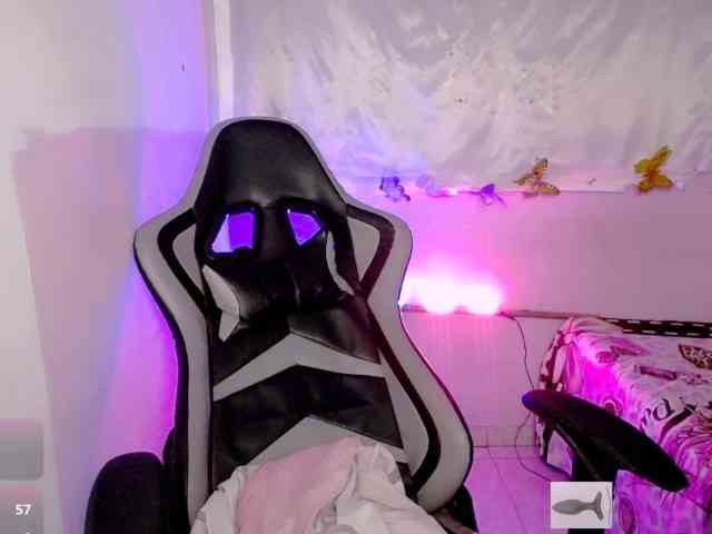 ninatinydoll webcam