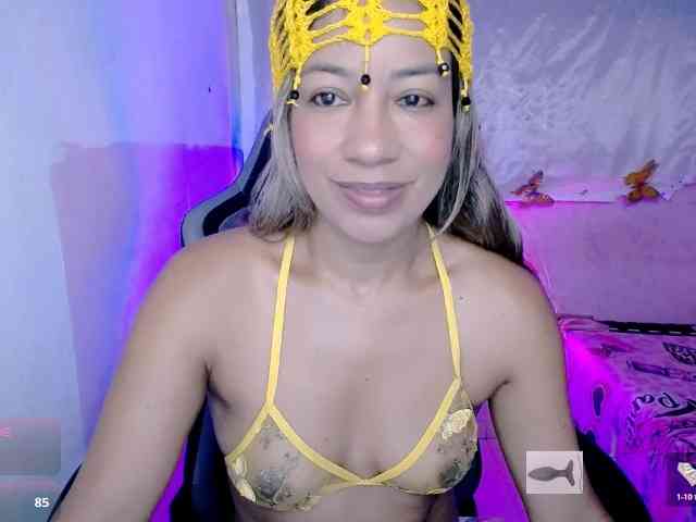 ninatinydoll webcam