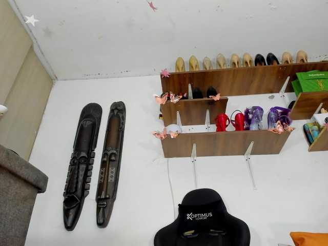 Accedi alla chat con il nickname Sashasweethot Sashasweethot