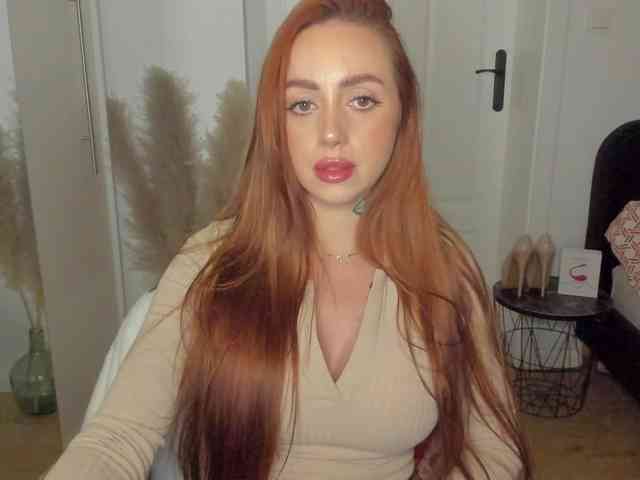 SEXYcoralie webcam