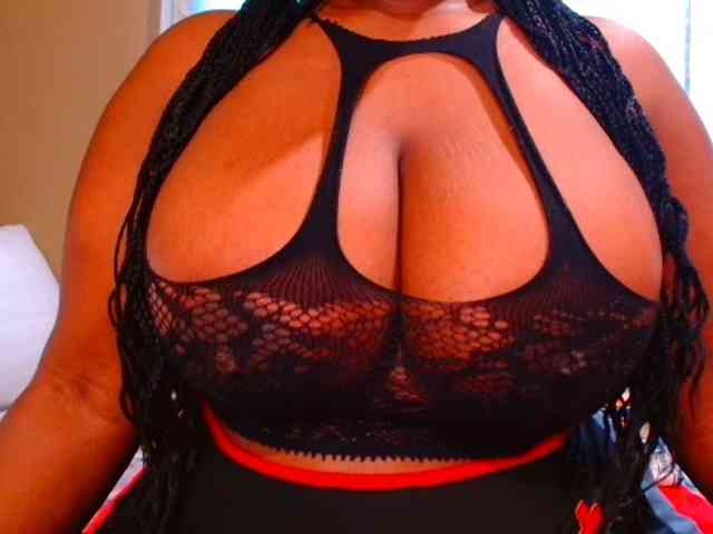 BUSTYDIAMOND webcam