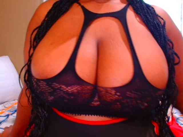 BUSTYDIAMOND webcam