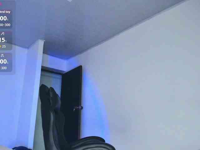 Allie-Rose webcam