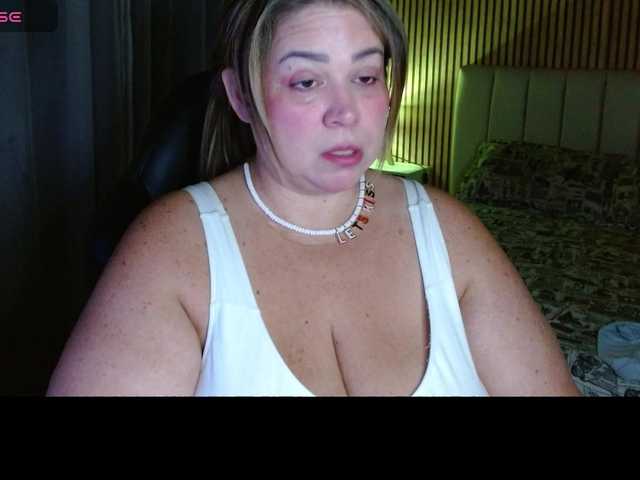 bella_savati webcam