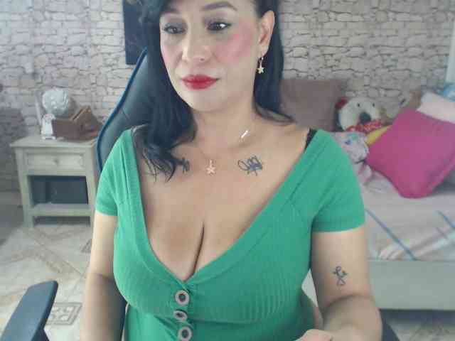 AlissonTyler webcam