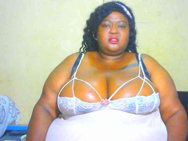 BellyGoddess webcam