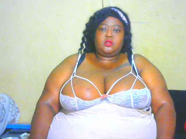 BellyGoddess webcam
