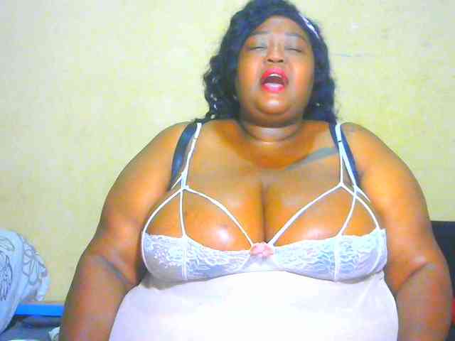 BellyGoddess webcam