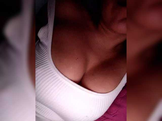 NinaBelluschi webcam