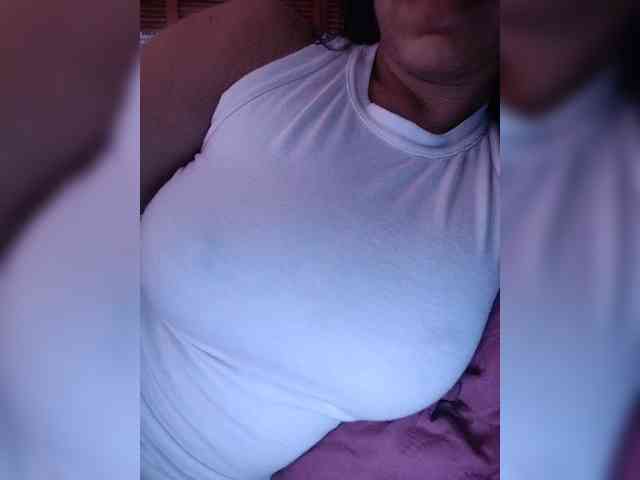 NinaBelluschi webcam