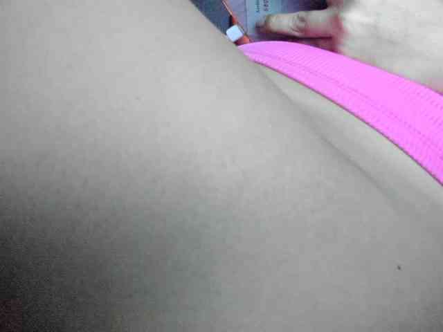 NinaBelluschi webcam