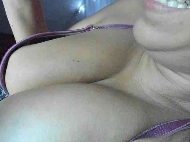 NinaBelluschi webcam