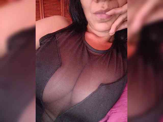 NinaBelluschi webcam