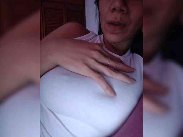 NinaBelluschi webcam