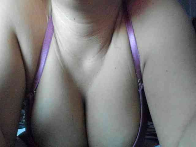 NinaBelluschi webcam