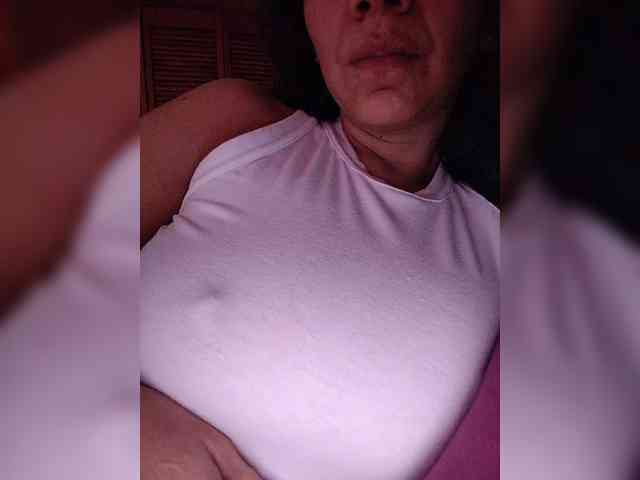 NinaBelluschi webcam