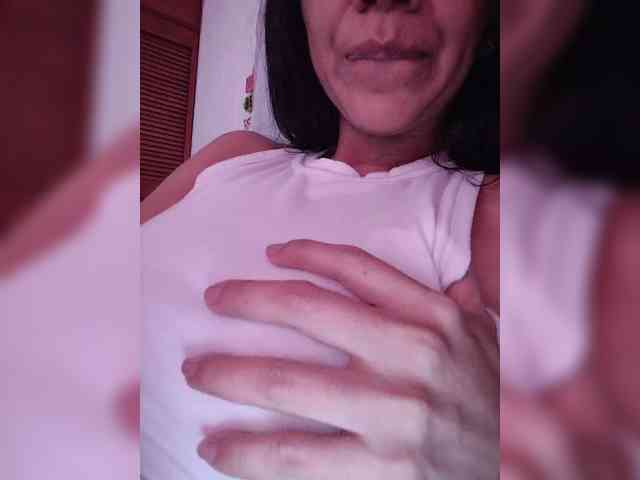 NinaBelluschi webcam