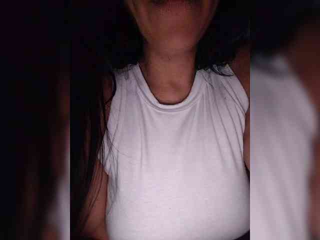 NinaBelluschi webcam