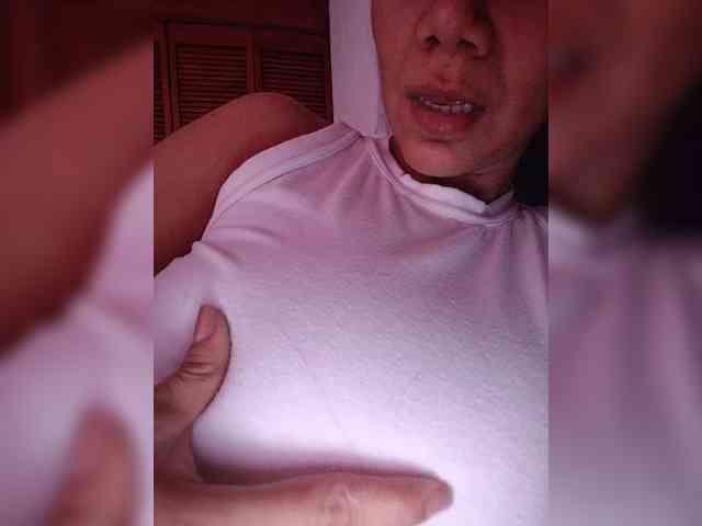 NinaBelluschi webcam