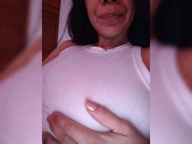 NinaBelluschi webcam