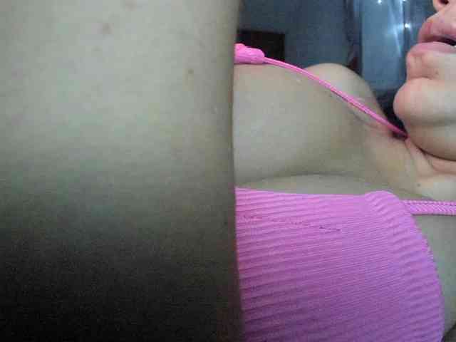 NinaBelluschi webcam