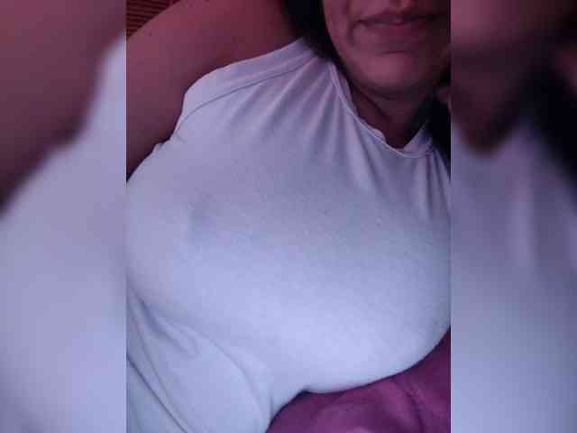 NinaBelluschi webcam