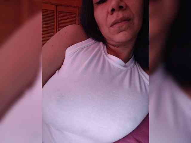 NinaBelluschi webcam