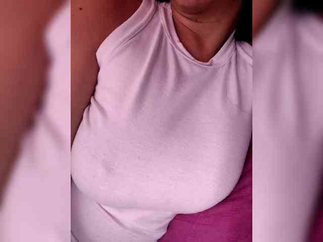 NinaBelluschi webcam