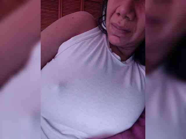 NinaBelluschi webcam