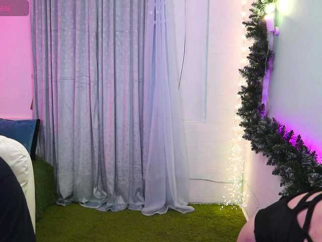 Gratis Live Sexcam mit AlisaAleks AlisaAleks