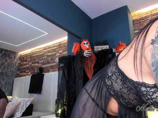 MollieBennet webcam