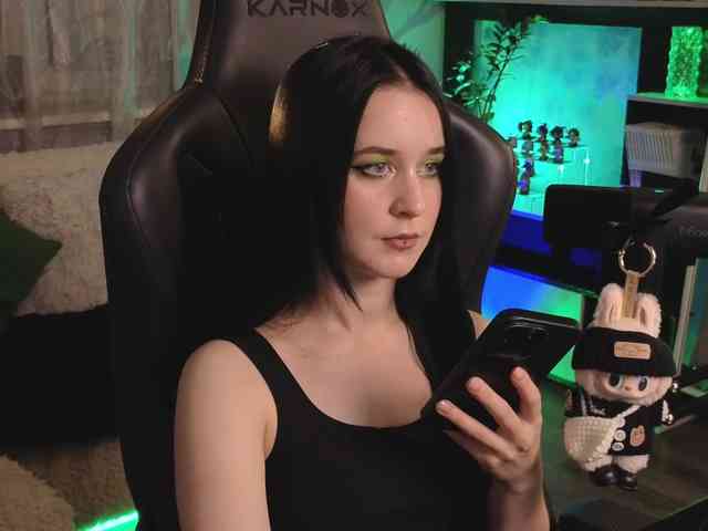 Kira_Li_Lime webcam