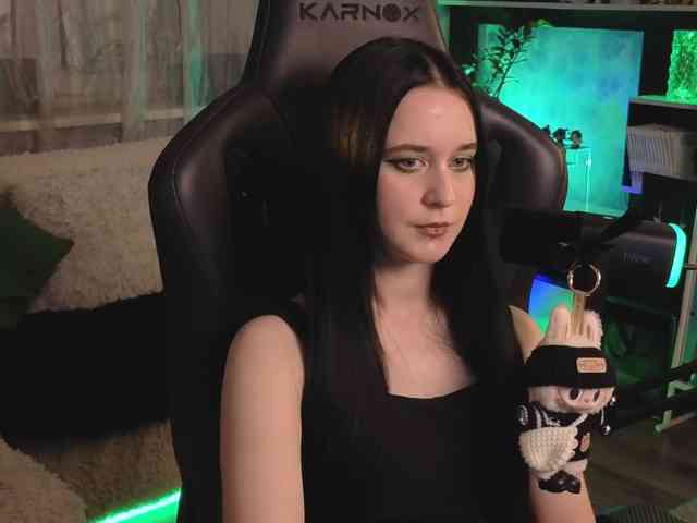 Kira_Li_Lime webcam