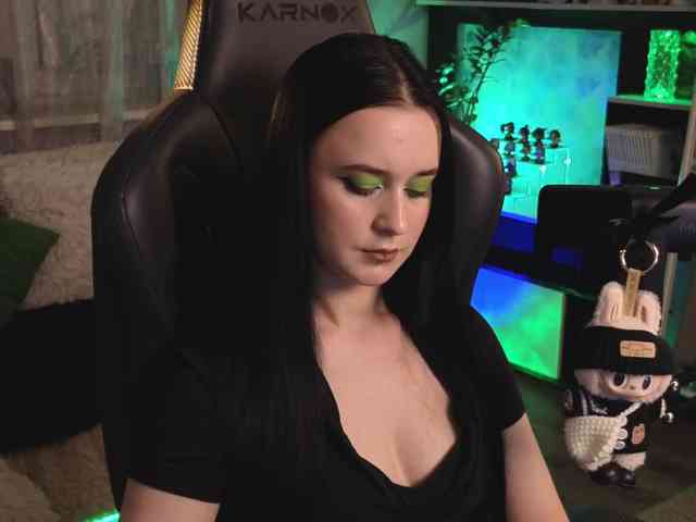 Kira_Li_Lime webcam