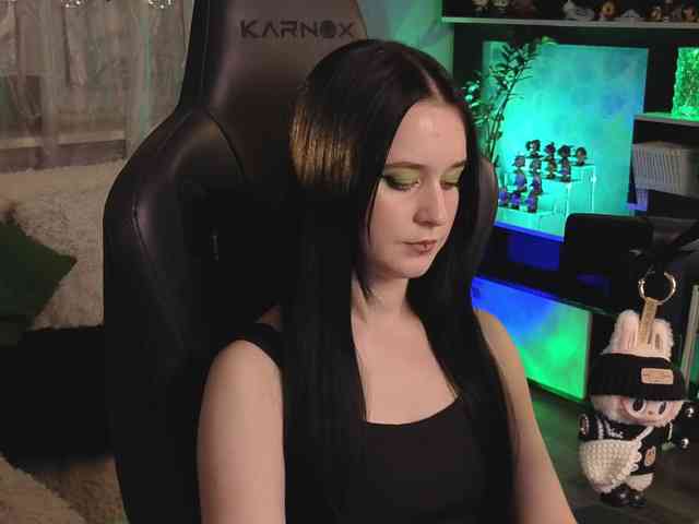 Kira_Li_Lime webcam