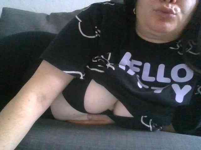 YourDesire36 webcam