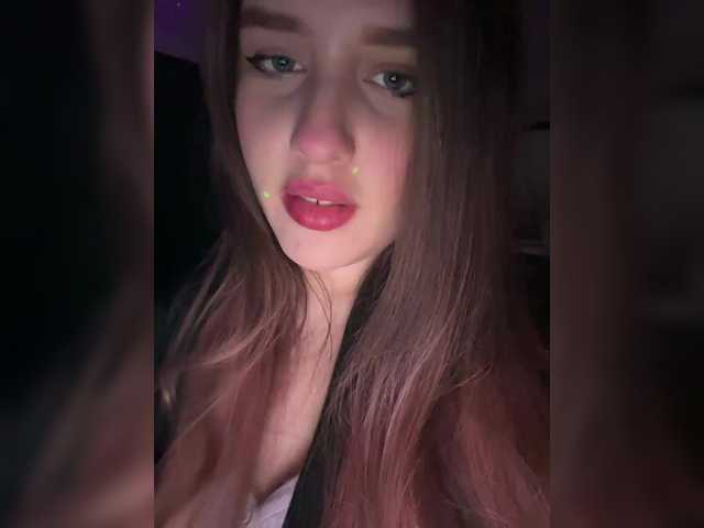 Vai a chattare su LollaDolly LollaDolly