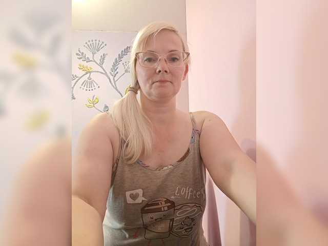 Sweetie454 webcam