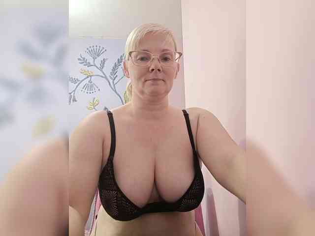 Sweetie454 webcam