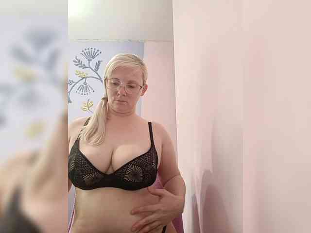 Sweetie454 webcam