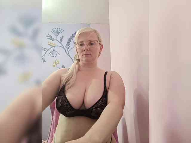 Sweetie454 webcam