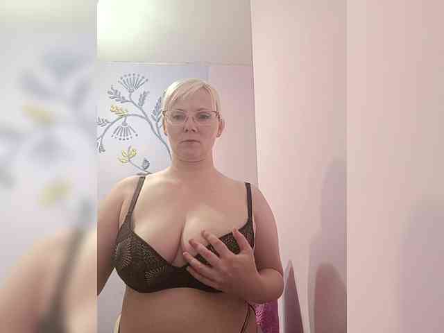 Sweetie454 webcam