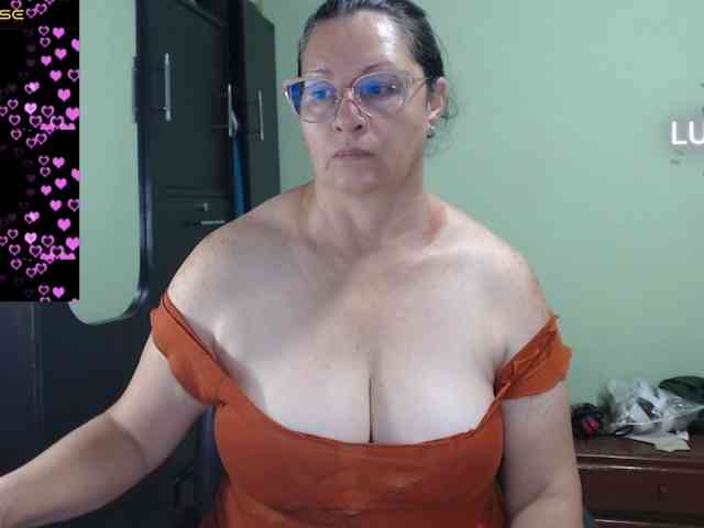 rouseehotglad webcam