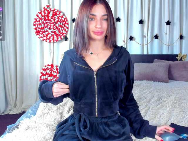 Entra en el chat con el modelo Jesikalooove Jesikalooove