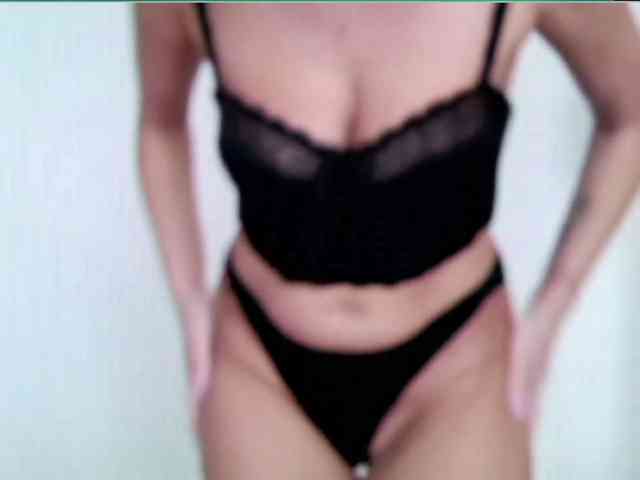 RachellaFox webcam