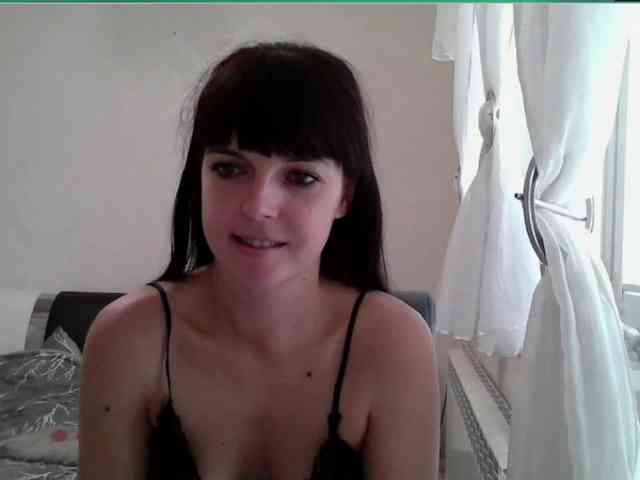 HotBrianna webcam
