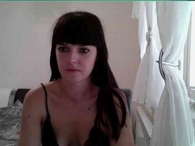 HotBrianna webcam