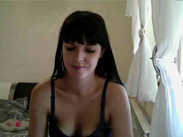 HotBrianna webcam