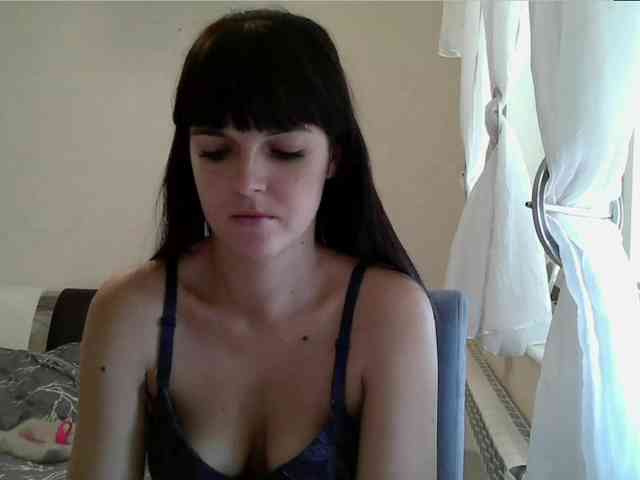 HotBrianna webcam