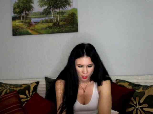 MilfLunna webcam